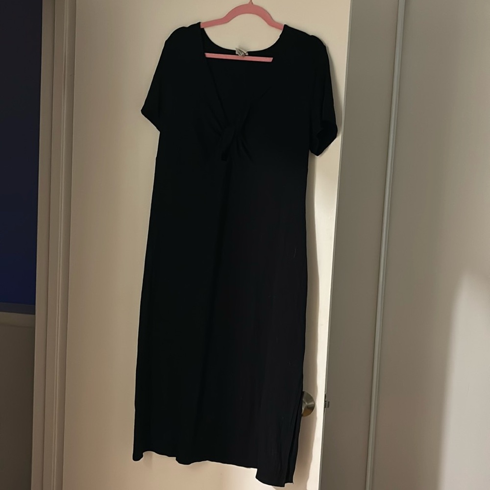 Target key hole black dress